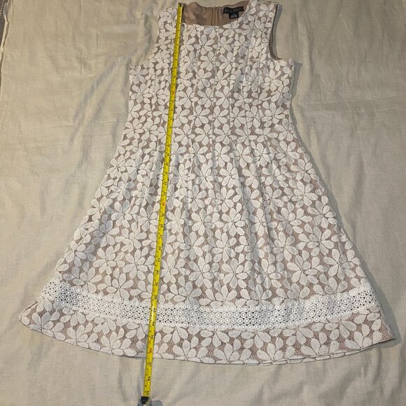 Jessica Howard White Beige Lace Overlay Sleeveless Dress Womens 12 Fit Flare EUC - Picture 11 of 11